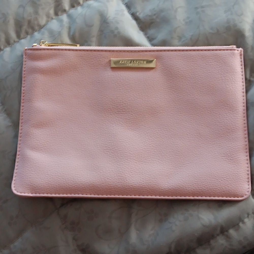Katie Loxton 
